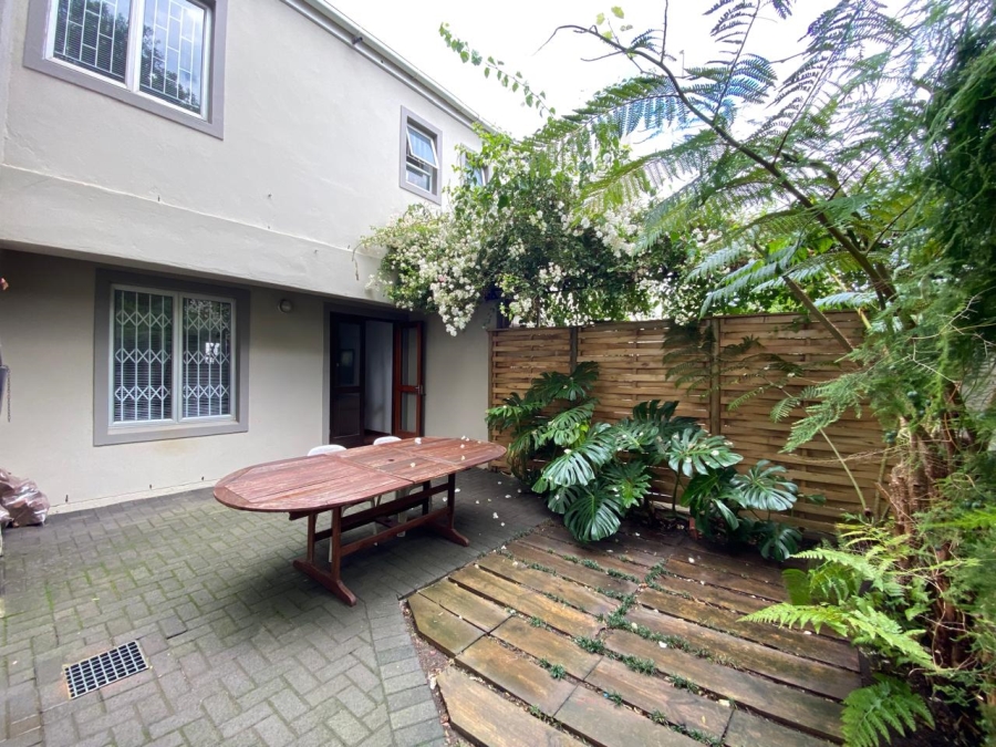 To Let 2 Bedroom Property for Rent in Oude Westhof Western Cape